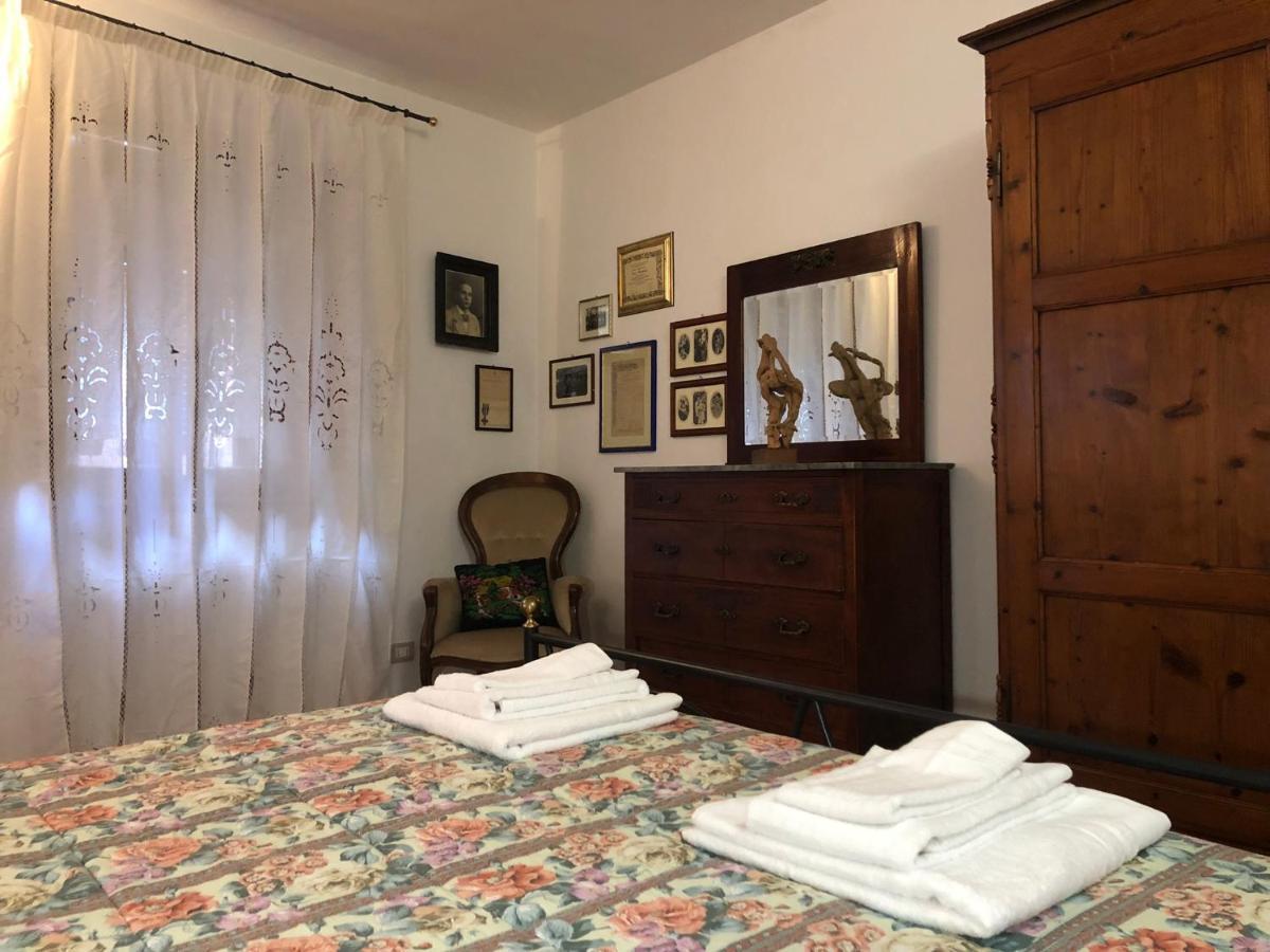 Residenza Porta All'Arco Volterra Luaran gambar